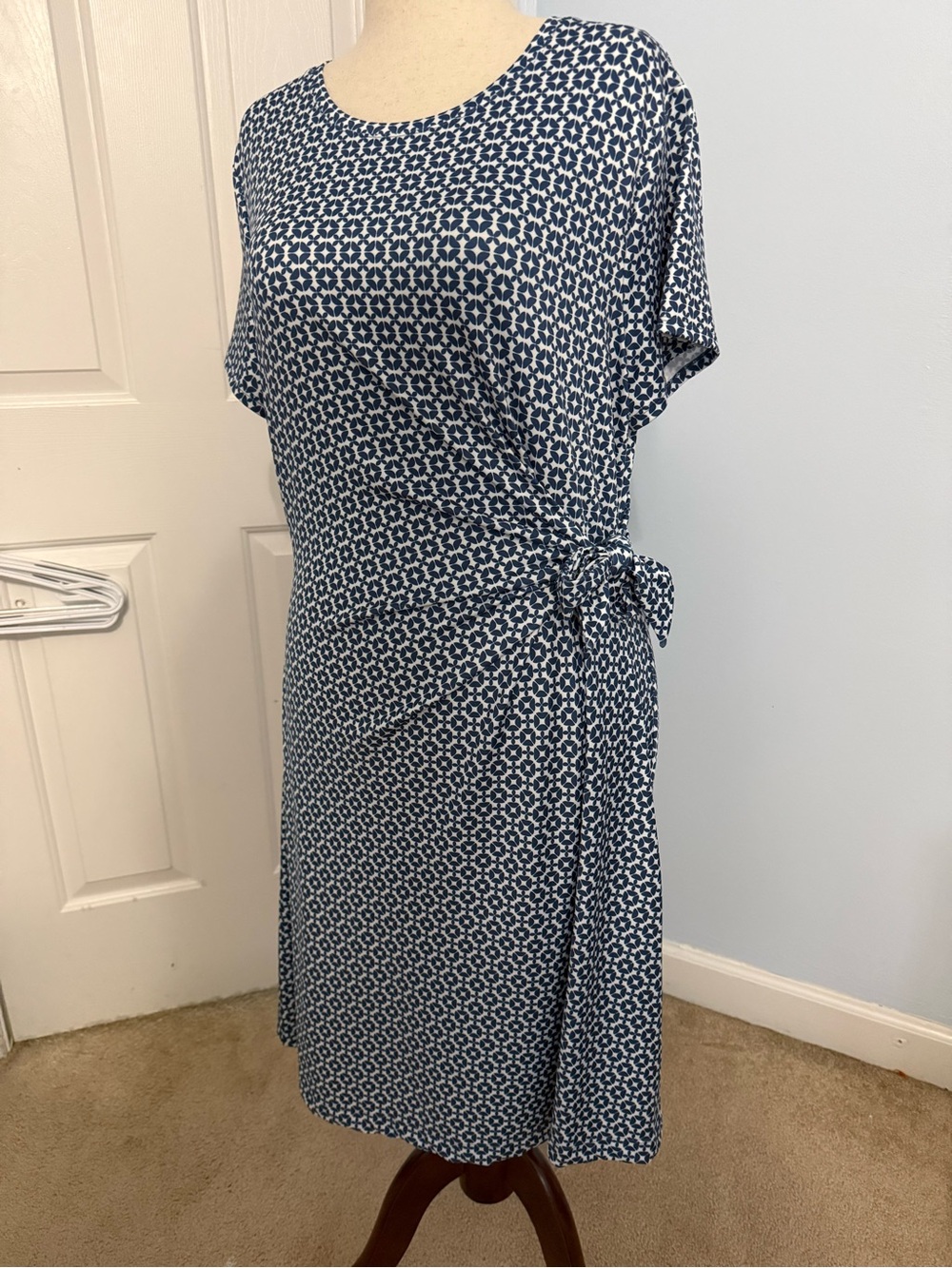 croft & barrow Navy and White Patterned Side-Tie Midi Dress